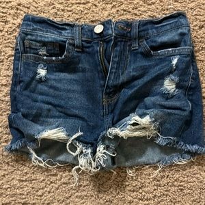 Women’s Size 0 Denim shorts. Vintage stretch mom short.